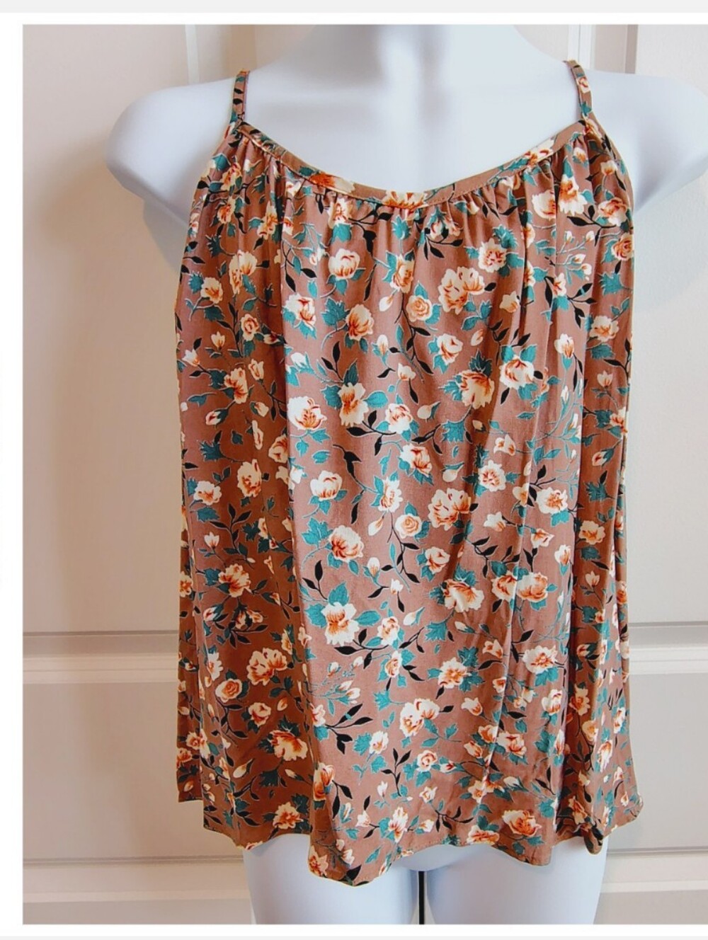 NWOT Peyton Bre Floral Cami Blouse